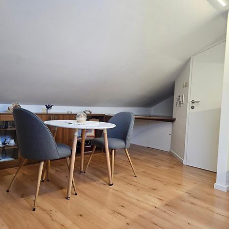 Lovely Attic Apartman-Melani Zára Kültér fotó
