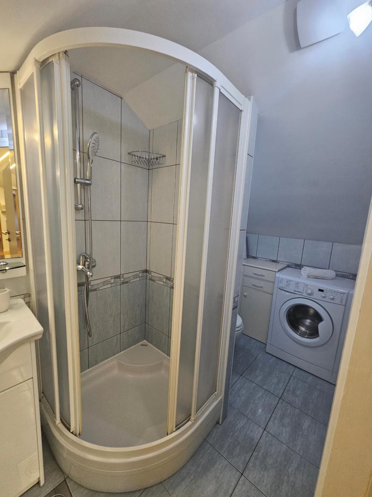Lovely Attic Apartman-Melani Zára Kültér fotó