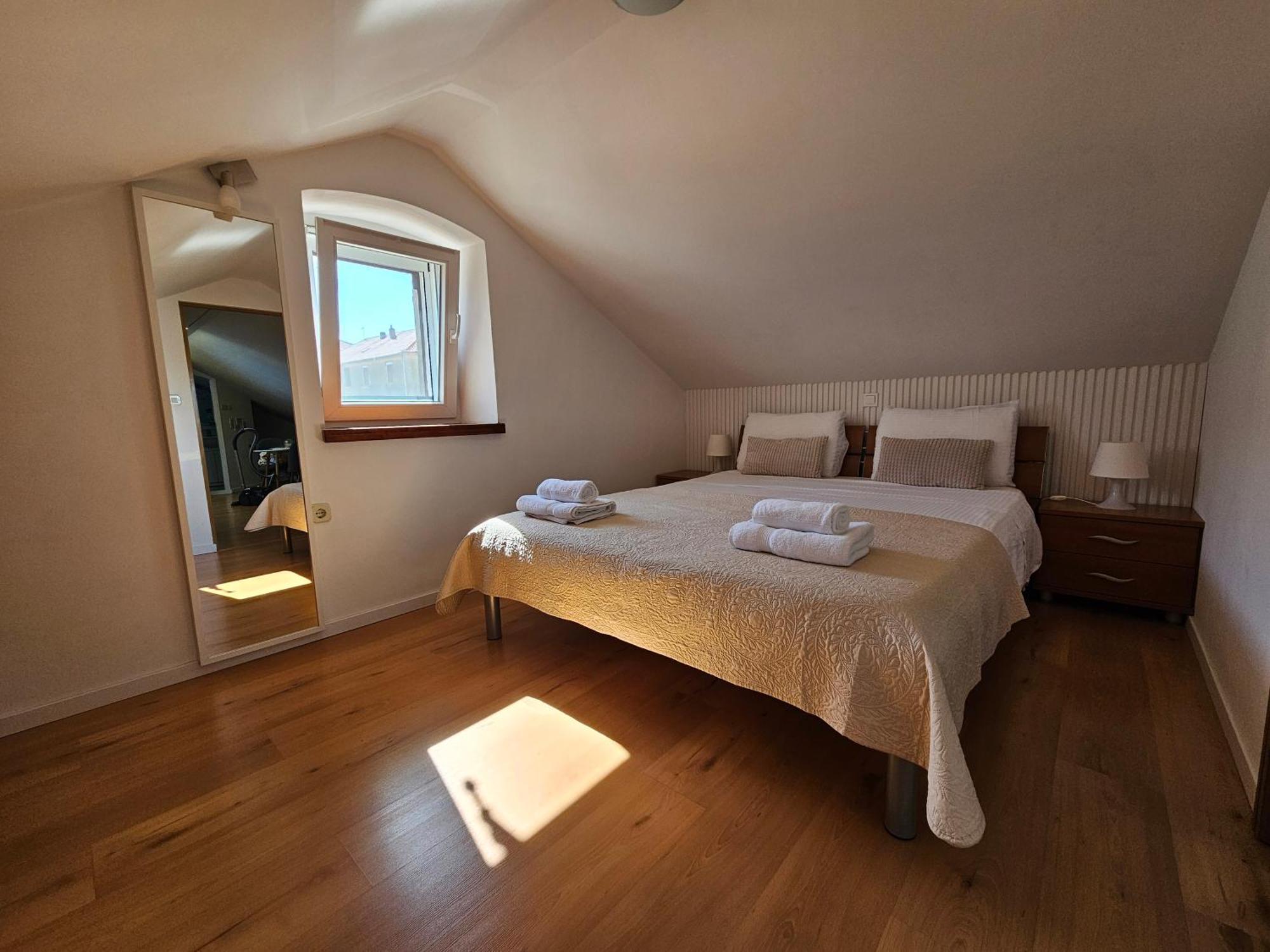 Lovely Attic Apartman-Melani Zára Kültér fotó